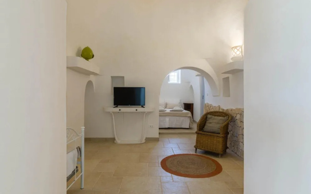 Villa d Itria Trullo Pool by Wonderful Italy