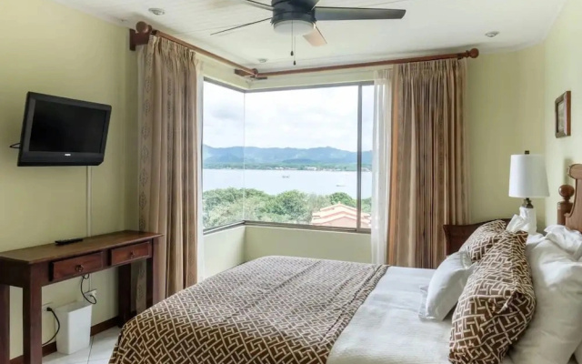 Beach Front With Stunning Views- Playa Flamingo