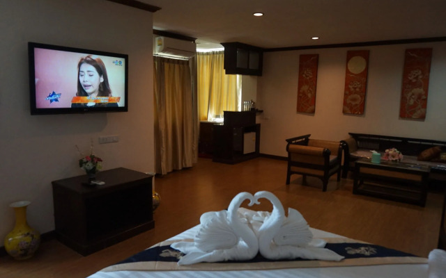 Baiboon Grand Hotel