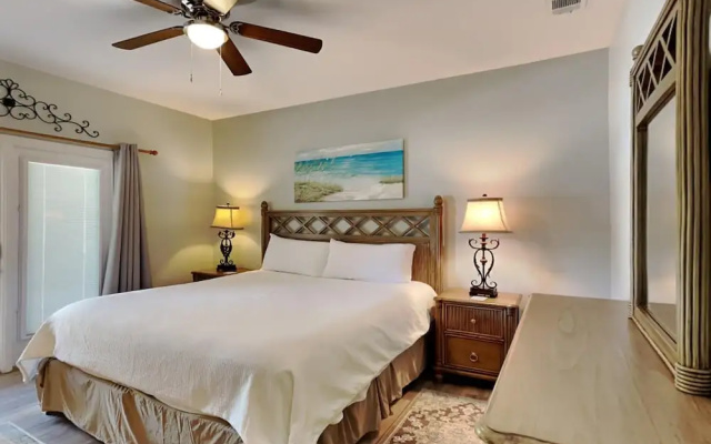 Destin Breeze by Southern Vacation Rentals
