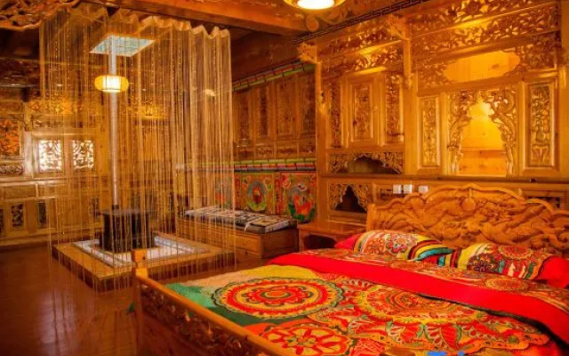 Deyang Mansion