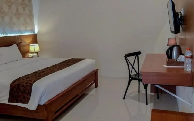 Dreamland Hotel and Lounge