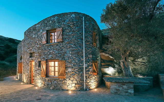 Villa Monadi