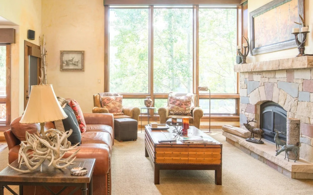 Mountain View Alpine Retreat by RedAwning