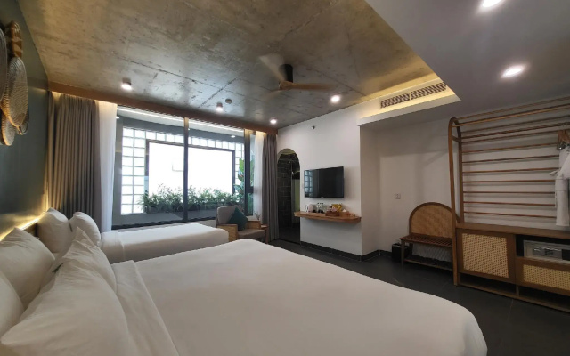 Leaf Beachfront Hotel Da Nang