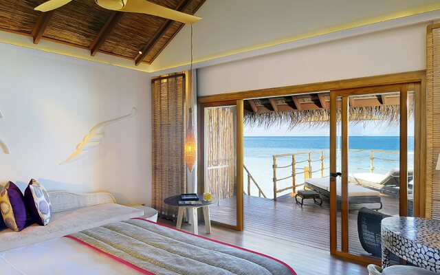 Отель Constance Moofushi All Inclusive