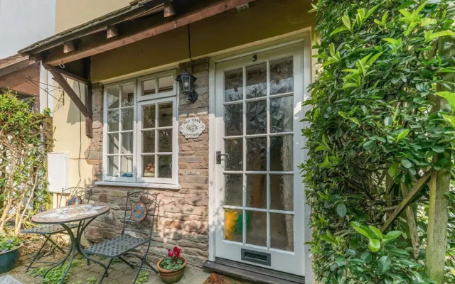 Old Town Cottage