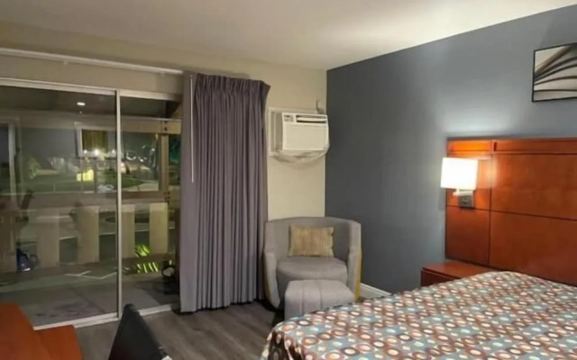 Bel Air Motor Hotel