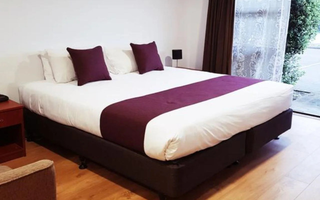 Auckland Airport Easy Hotel