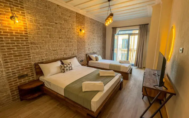 Cunda Nisa Otel