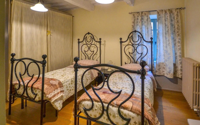 Beautiful Apartment in Cetona With 2 Bedrooms and Wifi