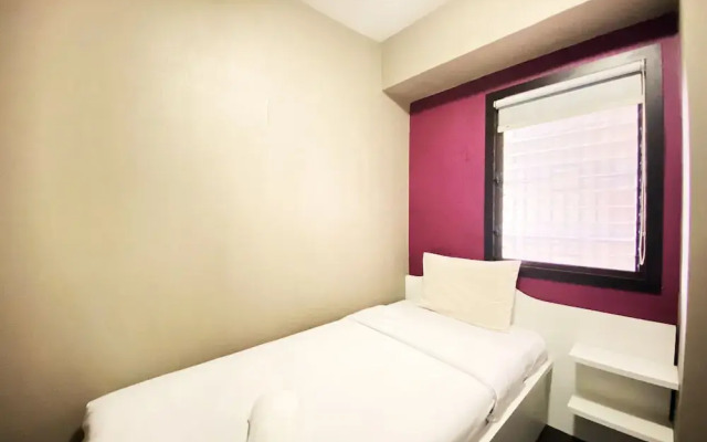 Homey 2Br At Gateway Ahmad Yani Cicadas Apartment