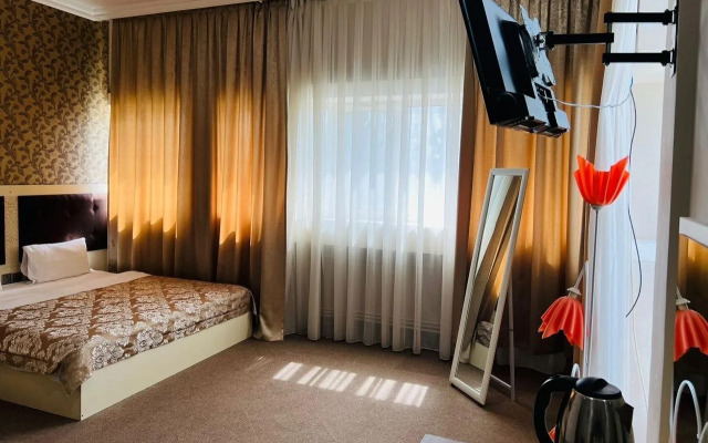 Отель A&H Baku Center Inn
