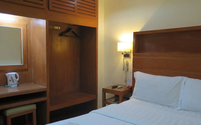 La Gloria Residence Inn