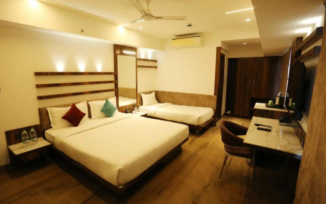 Pravasa Hotel, Indore