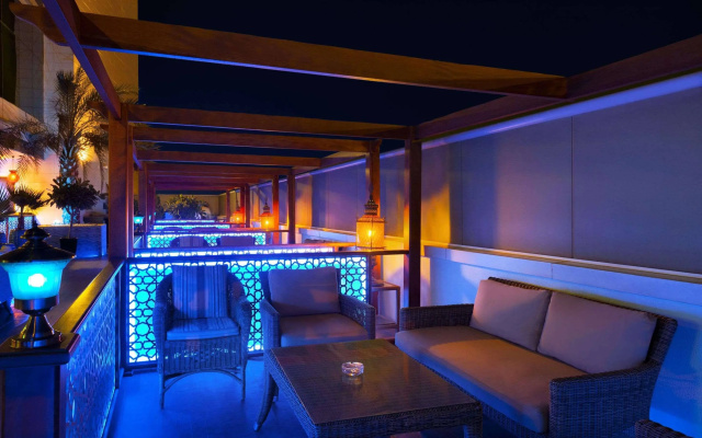 Отель Montreal Barsha