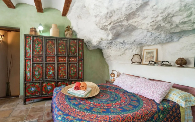 Rustic Cave House Situated in the Albacete Region