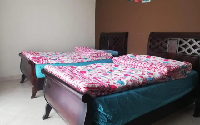 Luxury Towers Host
