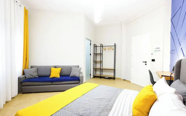 Grandstay Central 102