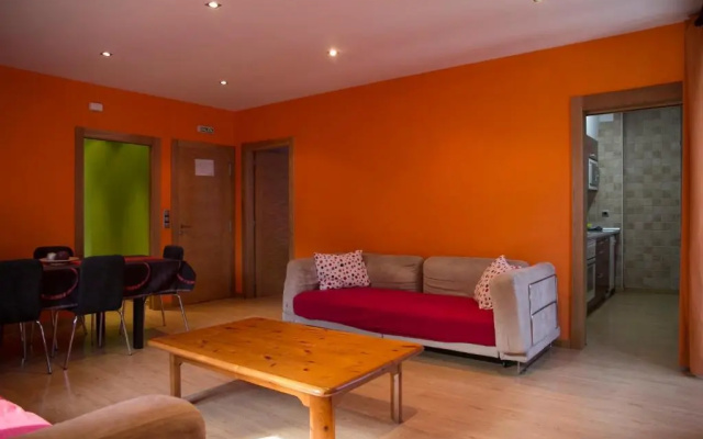Aiestaenea Apartamentos Rurales