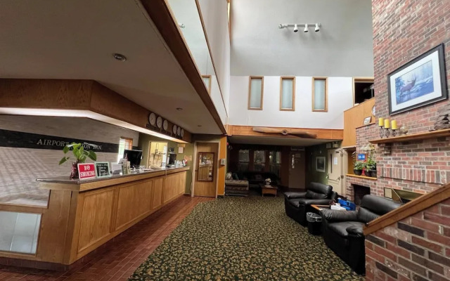 Airport Motor Inn
