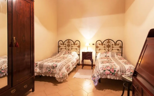 Villa for 10 in Gran Canaria Near Arucas Village
