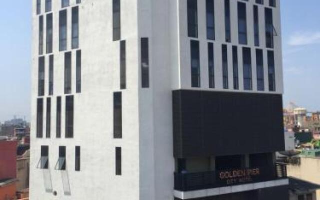 Отель Golden Pier City Hotel Шри-Ланка, Коломбо - отзывы, цены и фото номеров - забронировать отель Golden Pier City Hotel онлайн вид на фасад