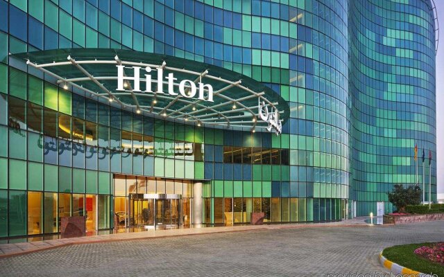 Отель Hilton Capital Grand Abu Dhabi ОАЭ, Абу-Даби - отзывы, цены и фото номеров - забронировать отель Hilton Capital Grand Abu Dhabi онлайн вид на фасад