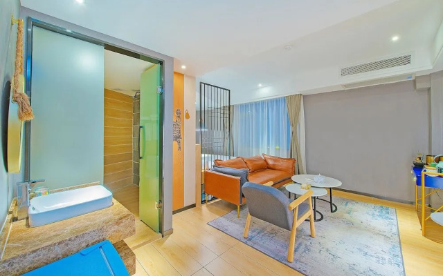 Shenzhen East Railway And Buji Subway Station Ranch Hotel