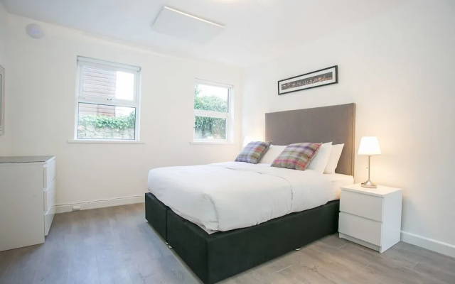 Grand Canal District Apartments