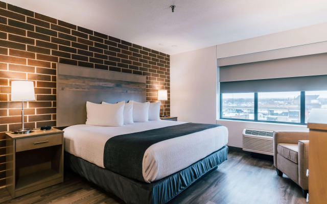 Best Western Plus Waterloo & Cedar Falls