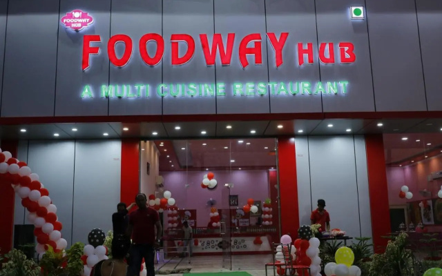 OYO Home 82080 Foodway Hub