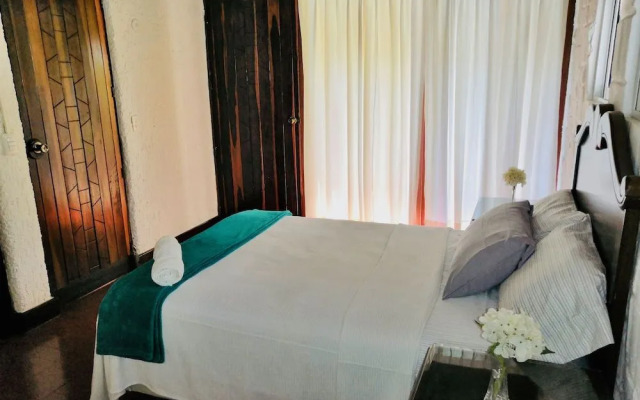 Mango Rooms