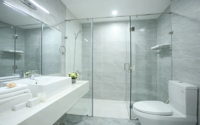 Ruby Phu My Hung Hotel