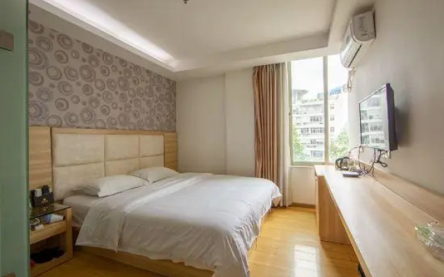 Yaxuan Hotel