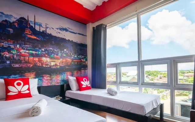 Universal Suite