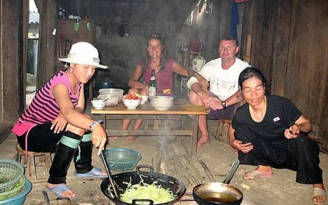 Sapa Homestay Trekking Tour For Backpackers