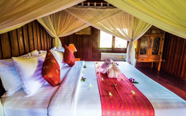 Erawan Villa Hotel