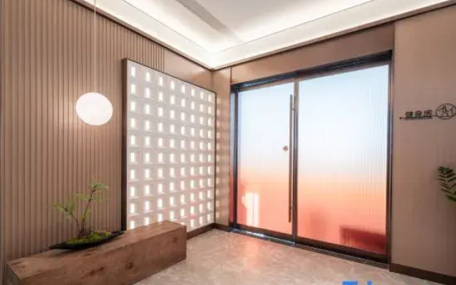Starway Hotel (Weihai Shandong University Huoju 8th Street)