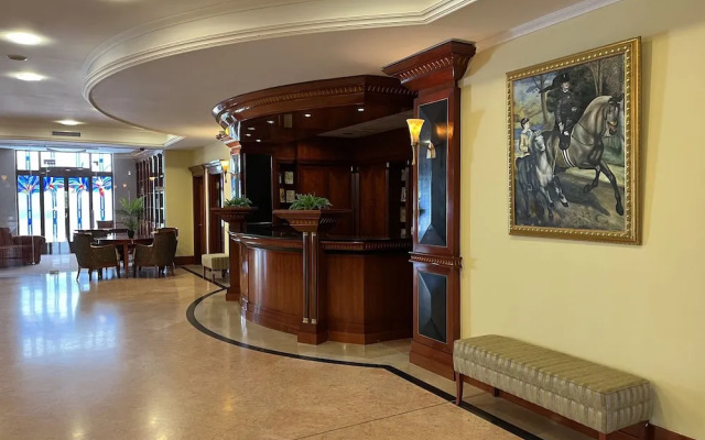 Hotel Golden Palace