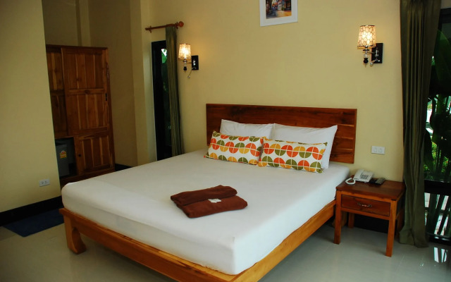 Tontan Resort Cha-Am