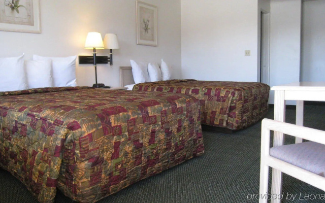 Discovery Inn
