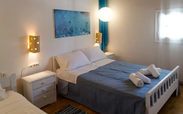 Marini Traditional Cottages