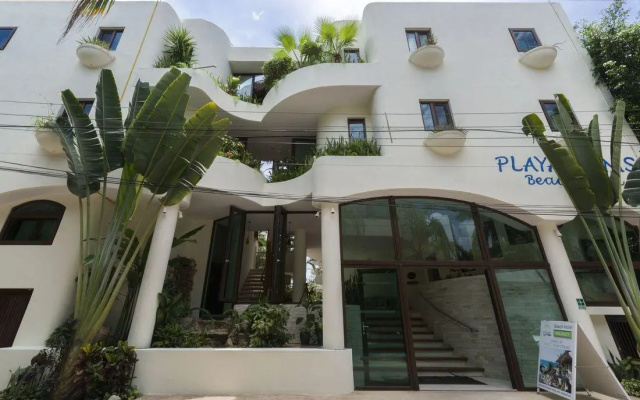Playa Palms Beach Hotel