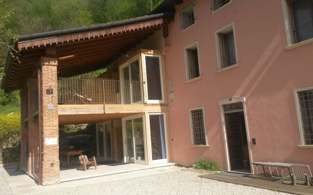 Отель Loggia Dal Lago Италия, Лимена - отзывы, цены и фото номеров - забронировать отель Loggia Dal Lago онлайн вид на фасад