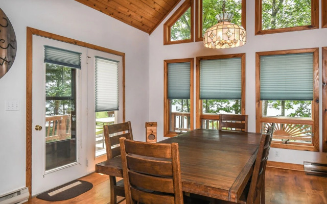 Over the Rainbow 4 Bedroom House
