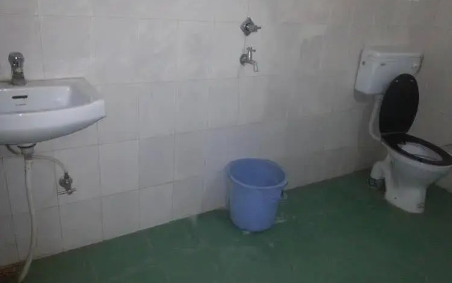 Hotel Vineet by OYO Rooms