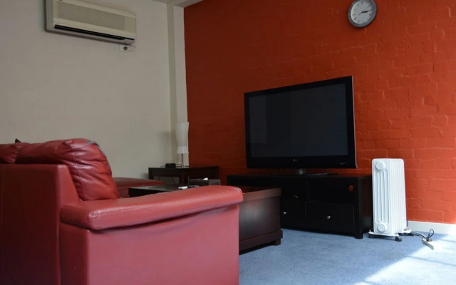 YTI Garden Hotel