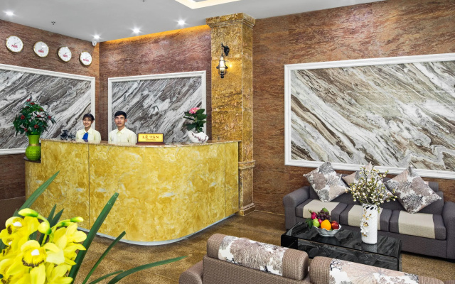 An Thuyen Hotel