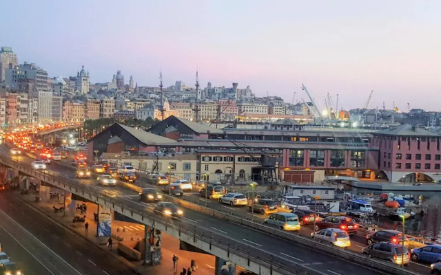 Port View